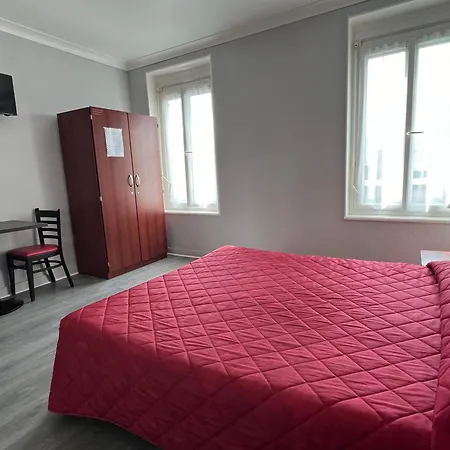 Des Sports Hotel 2*