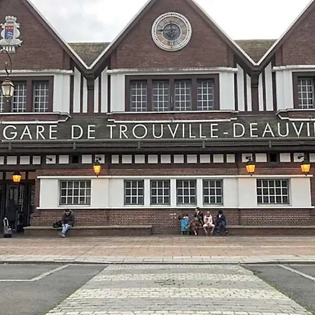 Hotel Des Sports Deauville
