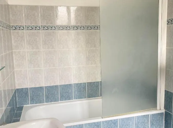 Des Sports דוביל